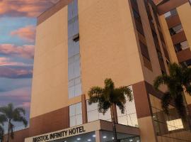 Bristol Infinity Rio Claro，位于里奥克拉鲁的酒店
