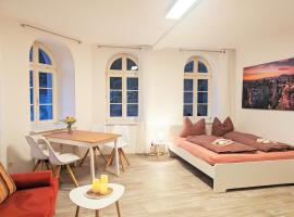 Urlaubsmagie - Helle Wohnung mit Sauna & Pool & Whirlpool - F1，位于塞布尼茨的酒店