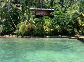 ECO House with Sea View，位于巴斯蒂门多斯的酒店