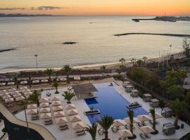 Dreams Lanzarote Playa Dorada Resort & Spa，位于普拉亚布兰卡的酒店