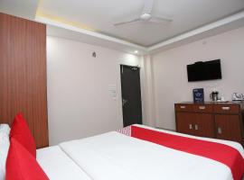 Capital O Kamat Inn，位于Bankipur的酒店