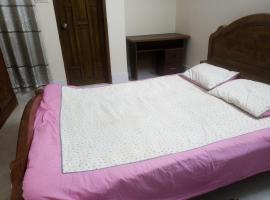 Rent Room in Bashundhara R A near US Embassy，位于达卡的酒店