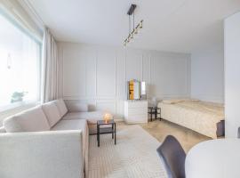 30m2 studio - 500m from train station to Airport and Helsinki city centre，位于万塔的公寓