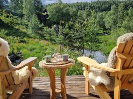 Cabin close to Kjerag, hiking and lakes!，位于Tjørhom的别墅