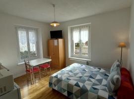 Studio d'hôtes à 10 km de Gérardmer (Le Tholy)，位于莱托利的酒店