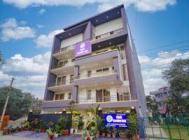 Posh Garden Inn Artemis Hospital Road Gurgaon，位于古尔冈的酒店