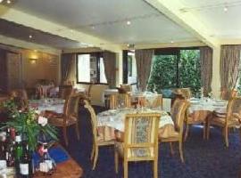 Logis Val De Vienne Rest. La Grimolee，位于勒维雅昂的酒店