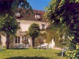 Logis Hostellerie Des Clos，位于沙布利的酒店