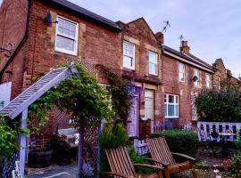 Lilac Cottage Morpeth Northumberland，位于莫珀斯的酒店