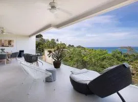 2BR Seaview Residence in Kata The Heights B16