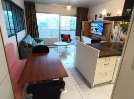 Liège centre 13 Quai Godefroid Kurth POUR 2 PERS à 25 min gare Guillemins，位于列日的酒店