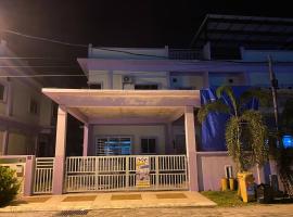 Homestay De' Afraa Sungai Besar IslamFriendly，位于大港的酒店