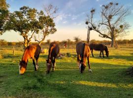 ESTANCIA SAN BALTAZAR，位于Cazadores Correntinos的酒店