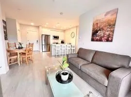Warm and welcoming Spacious 2bedroom condo