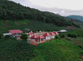 Lanlom Cafe&Huaikon Homestay，位于Ban Huai Kon的酒店