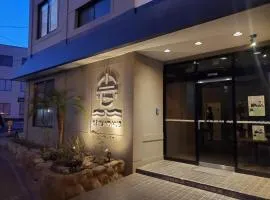 IKI Island HUB