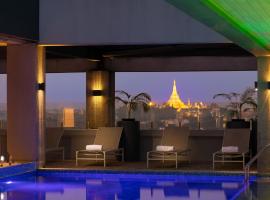 Yangon Thanlwin Hotel，位于仰光的酒店