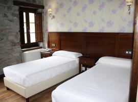 Hotel Rural El Reundu，位于Campomanes的酒店
