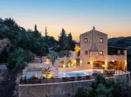 Kotinos Luxury Villa