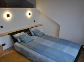 Magnifique logement, 2 chambres,，位于Péruwelz的酒店