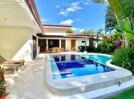 Heart of Jaco- Luxury Villa with Pool