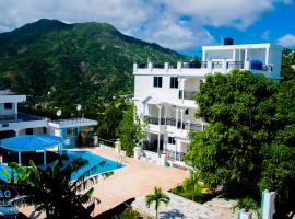 J&G Villa Hotel，位于海地角的公寓