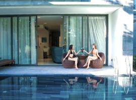 "BRG GOLF CLUB" - Danang Private Pool Villa 3 Bedrooms #2，位于岘港的高尔夫酒店