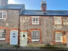 Quaint Cottage in the heart of Arundel，位于阿伦德尔的酒店