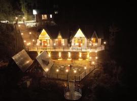 Snowind Cottages，位于库夫里的酒店