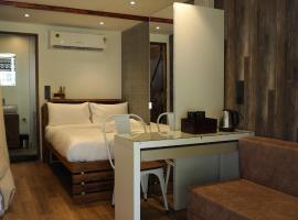 Out of Box Living Kashid,Murud，位于卡希德的酒店