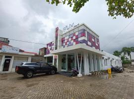 Urbanview Hotel B Liv Kendari by RedDoorz，位于Puunggolaka的酒店