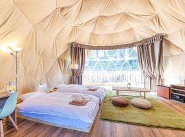 THE GLAMPING PLAZA アルプスBASE，位于Iijima的酒店