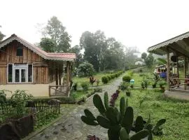 Addahut Farmstays Soureni