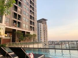 BTS50米新公寓免费健身房游泳池KTV影音室，位于曼那的酒店
