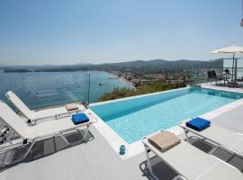 Unparalleled Luxury Awaits - 6 Bedrooms - Villa Lucas Thea Pyrgi - Private Pools & Breathtaking Views - Your Dream Corfu Escape，位于Pyrgi的别墅