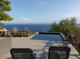 Sea view Eco house with private pool, 250m to beach - Falcon View Hvar，位于萨瓦拉的度假屋