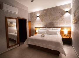 Sophie Hotel Boutique，位于圣克鲁斯华特库瓦图尔科国际机场 - HUX附近的酒店