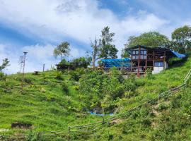 Cabin in the Mountains - Chalet，位于伊瓦格的露营地