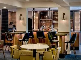 费城普利茅斯米庭万怡酒店