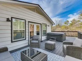 Luxe Highlands Haven with Fire Pit and Hot Tub!