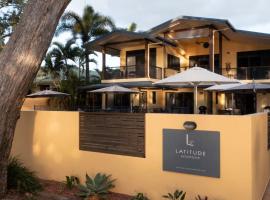Latitude 17 - Suite 2，位于South Mission Beach的酒店