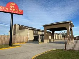 Clairmont Inn & Suites