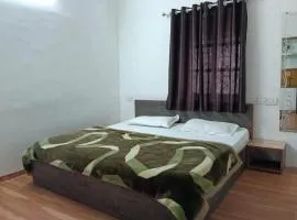 Palms View Villa Home Stay