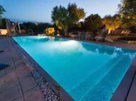 Tenuta Bouganville With Garden And Pool - Happy Rentals