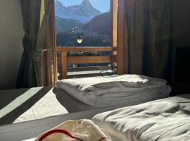 Dolomiti Lodge Villa Gaia，位于瓦莱迪卡多雷的酒店