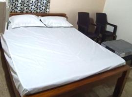 Western Ghat Homestay，位于Honāvar的酒店