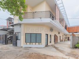 Rumah Panda Guesthouse RedPartner，位于Tangkil的酒店