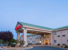 Ramada by Wyndham Strasburg - Shenandoah Valley，位于斯特拉斯堡的酒店