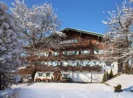 Landsitz Römerhof - Hotel Apartments