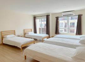 Jira Private cozy room near Suvarnabhumi Airport，位于莱卡邦的酒店